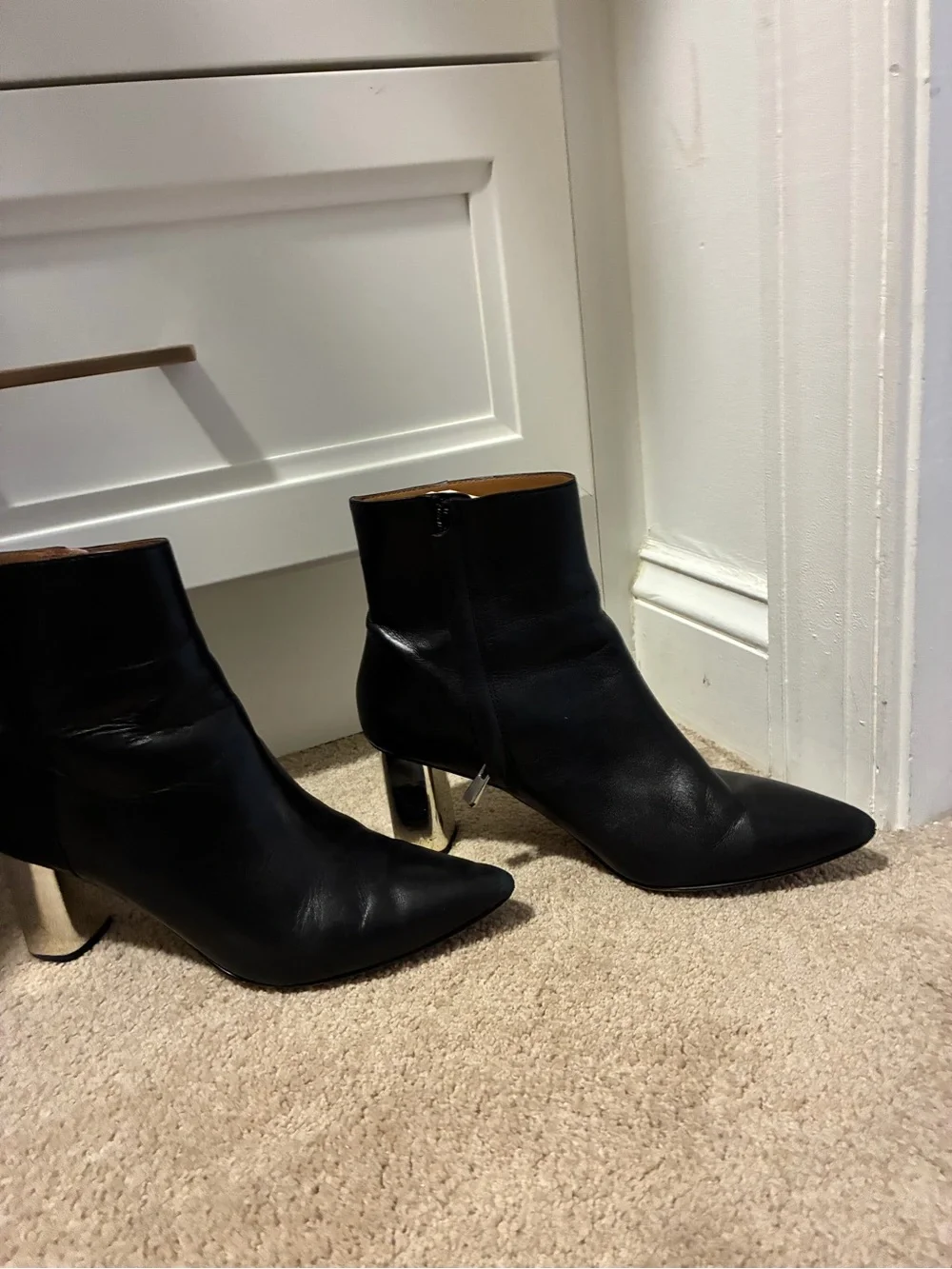 & Other Stories sleek pointed